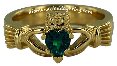 diamond claddagh rings